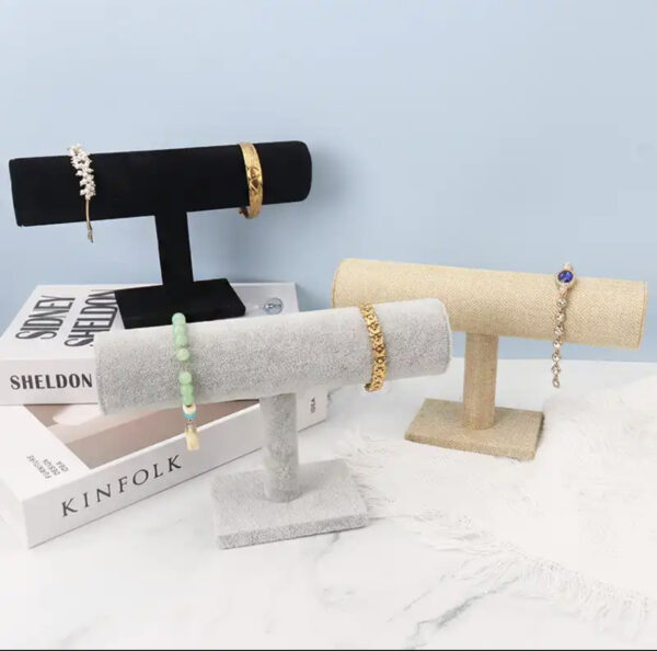 Bracelet display stand