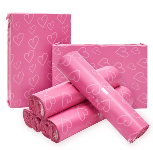 Pink heart mailer bag