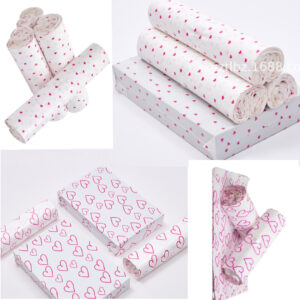 White heart mailer bag